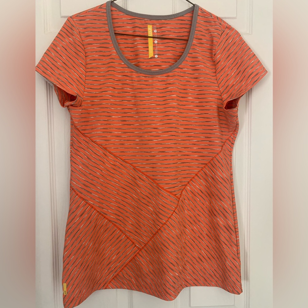 Lole Active Wear T-shirt